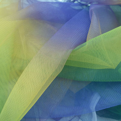 Μαλακά υφάσματα υφάσματος 100% PolyesterTextile του Tulle παραίσθησης τεντωμάτων