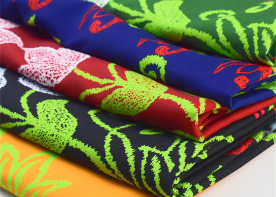 Μεγάλο τυπωμένο πολυεστέρας ύφασμα λουλουδιών για τα εξαρτήματα διακοσμήσεων